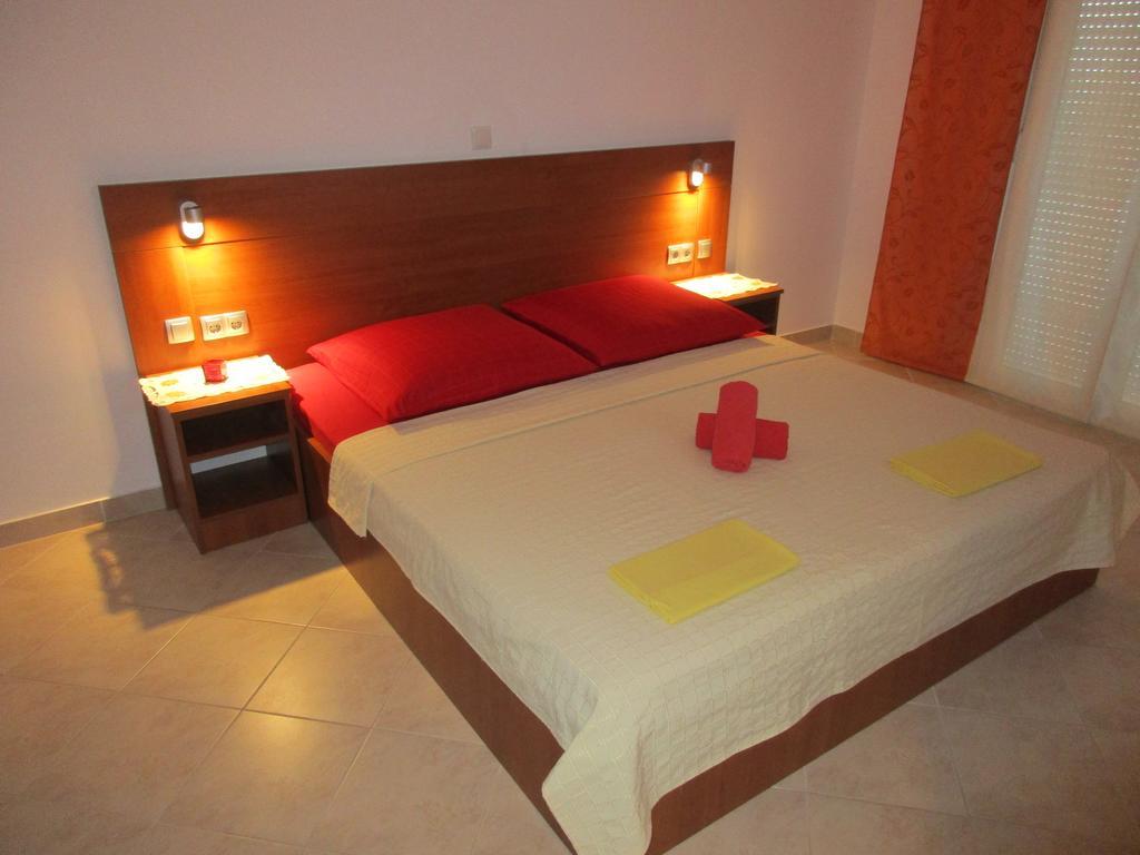 Apartmani Smiljanic Starigrad Paklenica Luaran gambar